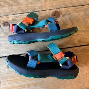 Kids Teva-Hurricane XLT 2 Sandal - 11 Youth